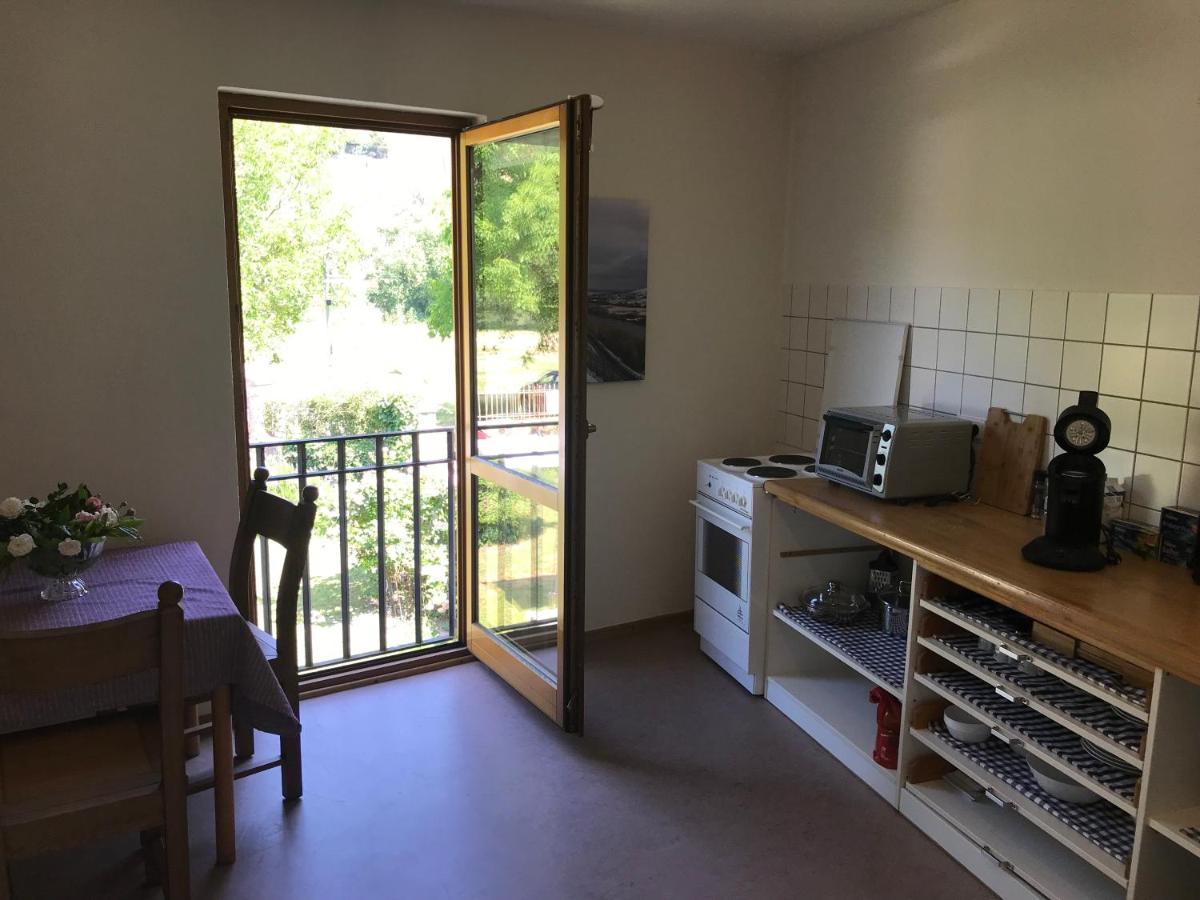 Ferienwohnung Altes Pfarrhaus Mit Flair Und Moselblick Brauneberg Exteriör bild